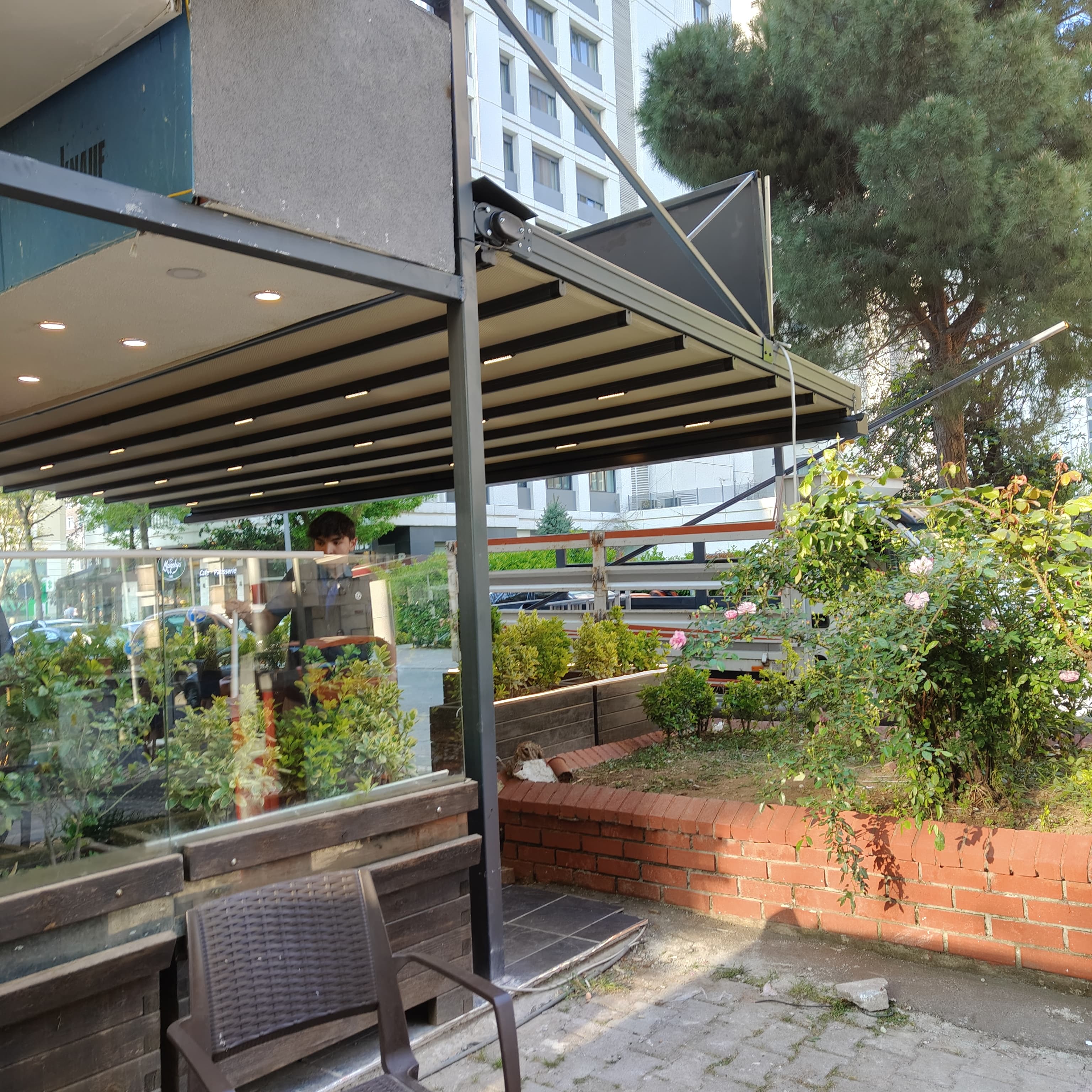Askılı Pergola Projesi - Kadıköy Bostancı
